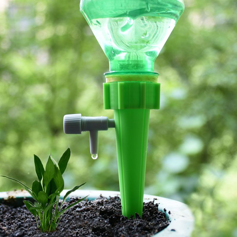 Self Watering Insert - Tropfbewässerung, automatisches Pflanzenbewässerungssystem, verstellbare Tropfwasser-Spikes, Kegelpflanzen,